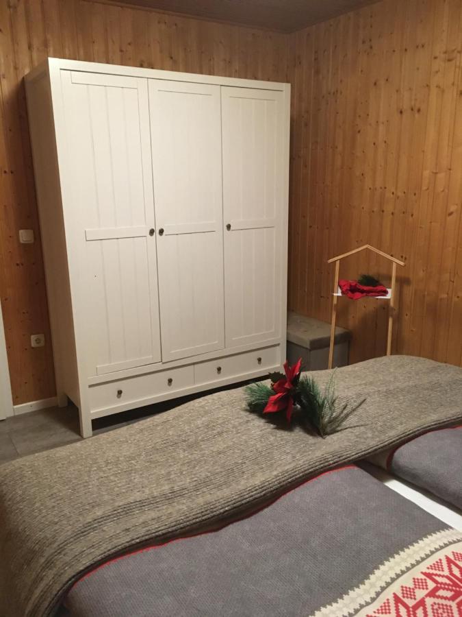 Kranich-Holzferienhaus 'Kleine Auszeit' Rehden Luaran gambar