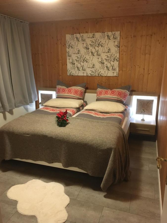 Kranich-Holzferienhaus 'Kleine Auszeit' Rehden Luaran gambar